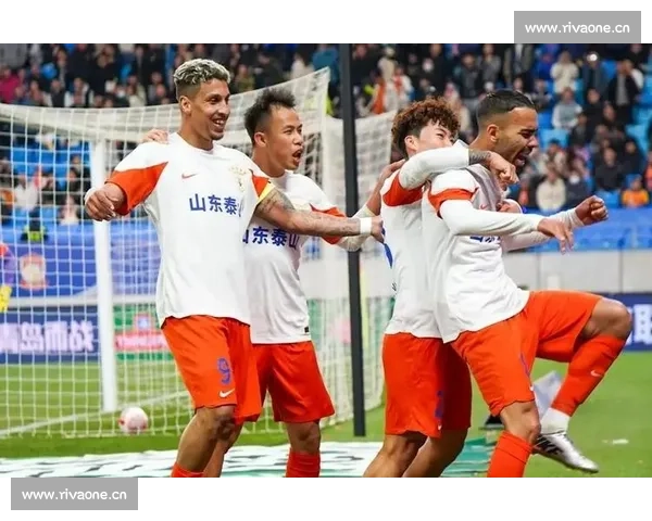 中超今晚焦点大战激烈上演 强强对决引发球迷热烈期待